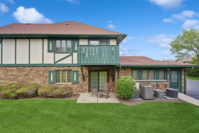 8058 Autobahn Drive S 102, Palos Park, IL 60464