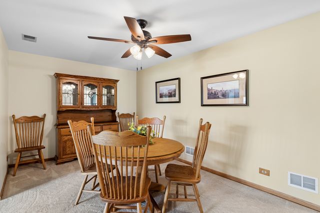 8058 Autobahn Drive S 102, Palos Park, IL 60464