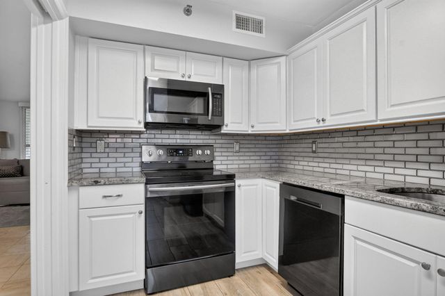 7225 Promenade Drive 102, Boca Raton, FL 33433