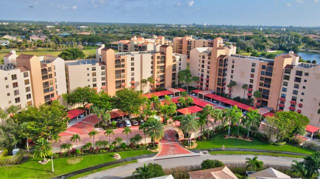 7225 Promenade Drive 102, Boca Raton, FL 33433