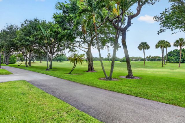 7225 Promenade Drive 102, Boca Raton, FL 33433