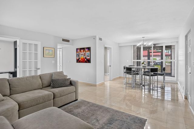 7225 Promenade Drive 102, Boca Raton, FL 33433