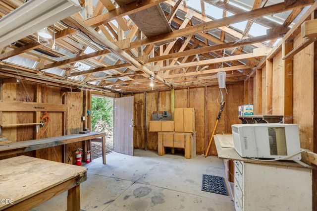 2657 Old Stage Road, Central Point, OR 97502