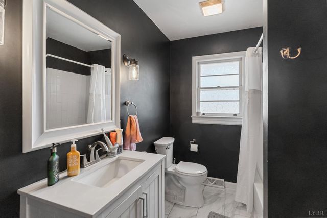 126 Maple Street, Appomattox, VA 24522