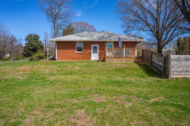 126 Maple Street, Appomattox, VA 24522