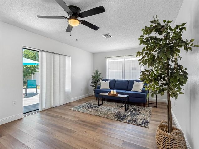 1675 E GROVEHILL ROAD, Palm Harbor, FL 34683