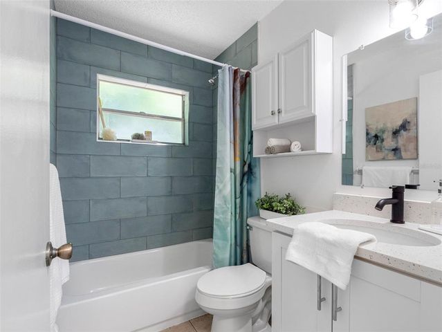 1675 E GROVEHILL ROAD, Palm Harbor, FL 34683