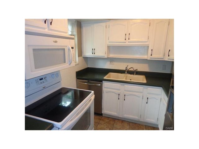 1851 Beaverton Drive, Kettering, OH 45429