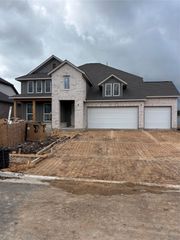 224 Pacific Grove CIR, Liberty Hill, TX 78642