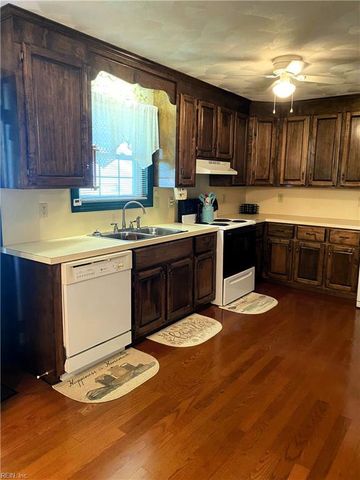 2016 Kilby LN, Suffolk, VA 23434