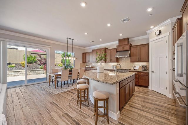 5715 Bolwarra Ct, Fair Oaks, CA 95628