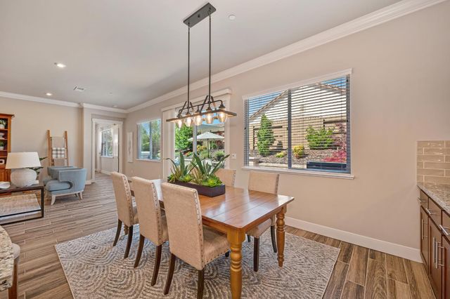 5715 Bolwarra Ct, Fair Oaks, CA 95628