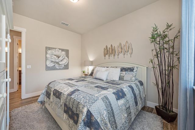 5715 Bolwarra Ct, Fair Oaks, CA 95628