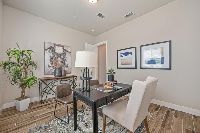 5715 Bolwarra Ct, Fair Oaks, CA 95628