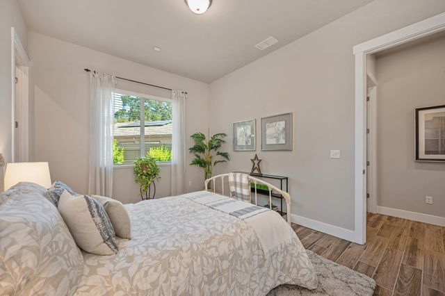 5715 Bolwarra Ct, Fair Oaks, CA 95628