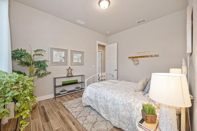 5715 Bolwarra Ct, Fair Oaks, CA 95628