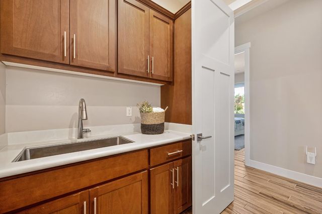 5715 Bolwarra Ct, Fair Oaks, CA 95628