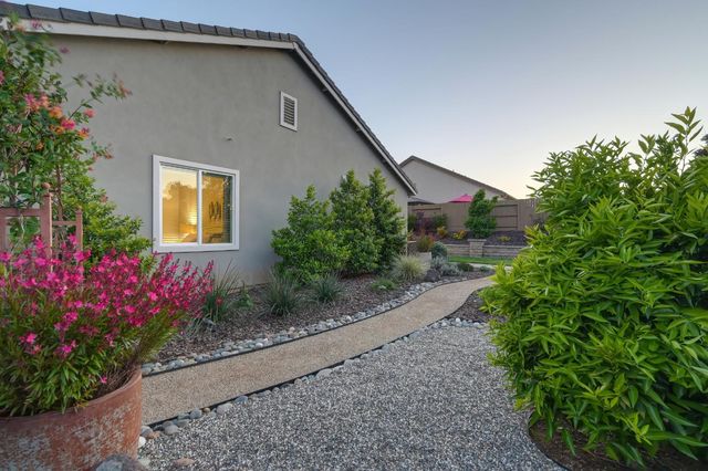 5715 Bolwarra Ct, Fair Oaks, CA 95628