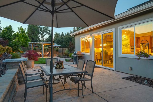 5715 Bolwarra Ct, Fair Oaks, CA 95628