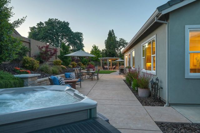 5715 Bolwarra Ct, Fair Oaks, CA 95628