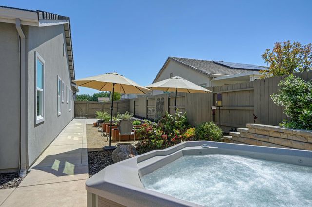 5715 Bolwarra Ct, Fair Oaks, CA 95628