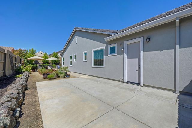 5715 Bolwarra Ct, Fair Oaks, CA 95628