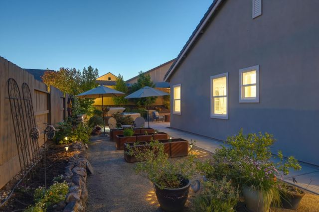 5715 Bolwarra Ct, Fair Oaks, CA 95628