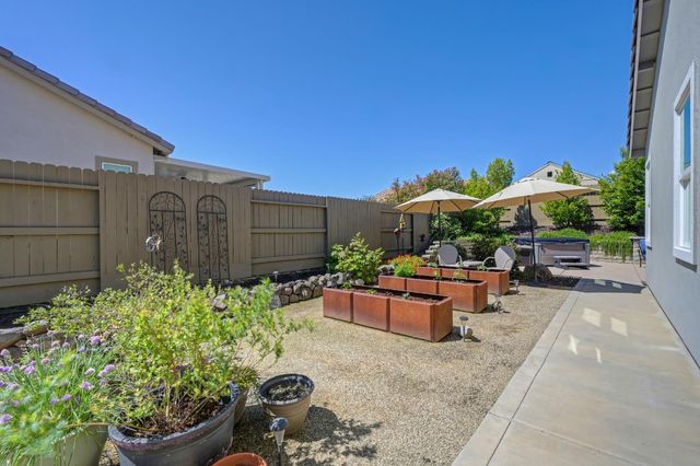 5715 Bolwarra Ct, Fair Oaks, CA 95628