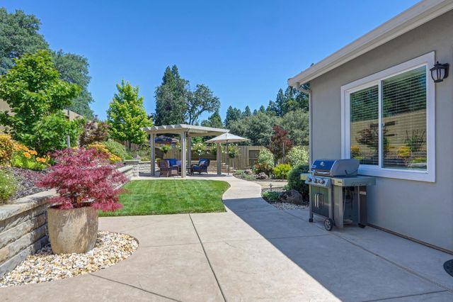 5715 Bolwarra Ct, Fair Oaks, CA 95628