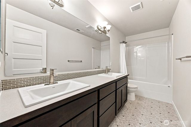 8834 Shepard Way NE, Olympia, WA 98516