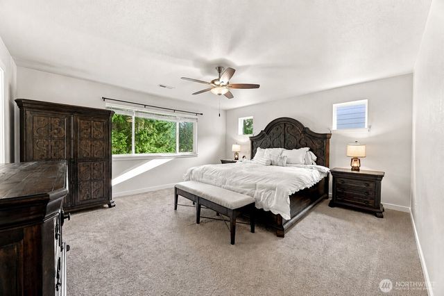 8834 Shepard Way NE, Olympia, WA 98516