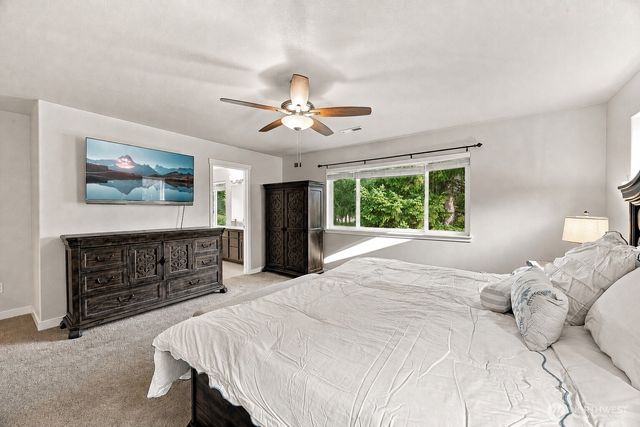 8834 Shepard Way NE, Olympia, WA 98516