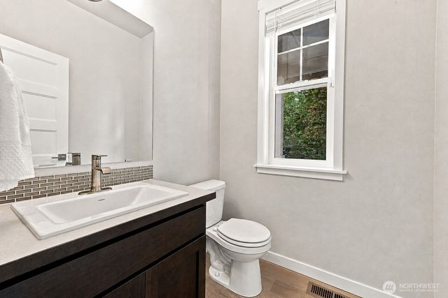 8834 Shepard Way NE, Olympia, WA 98516
