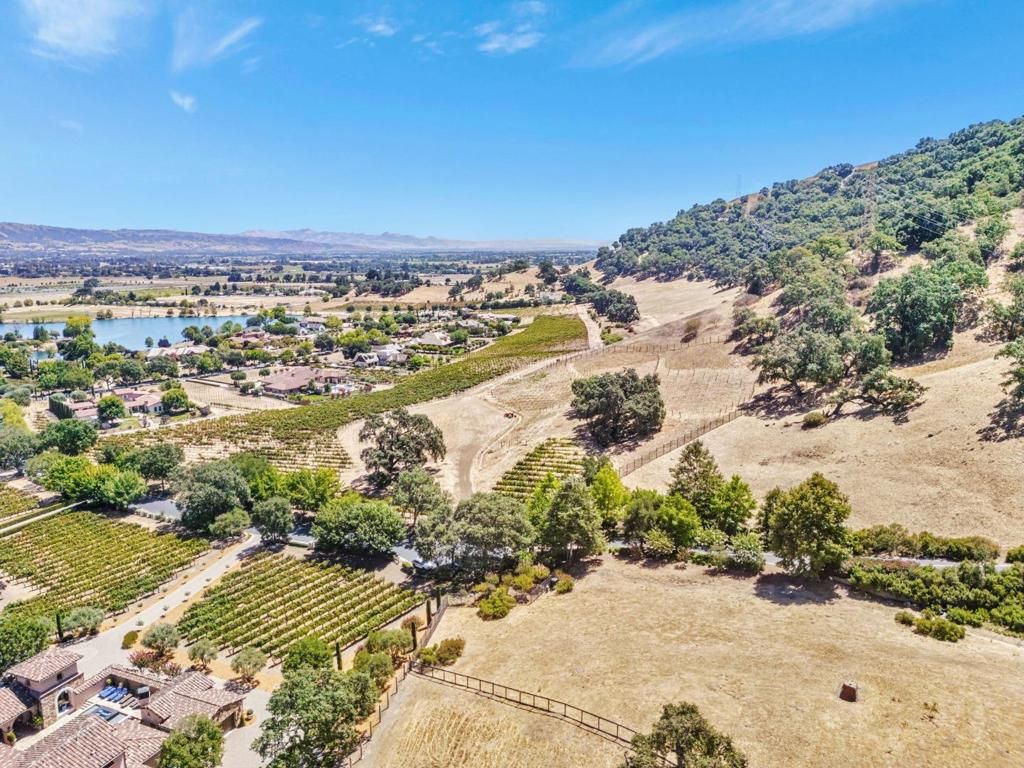 Image 21 of property listing at 1322 Lions Peak Lane, San Martin, CA 95046