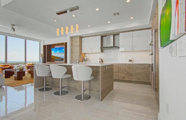 3 Water Club Way 1201, North Palm Beach, FL 33408