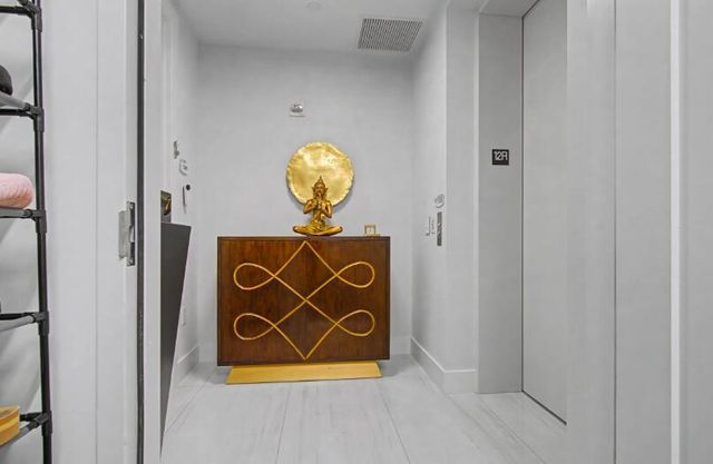 3 Water Club Way 1201, North Palm Beach, FL 33408