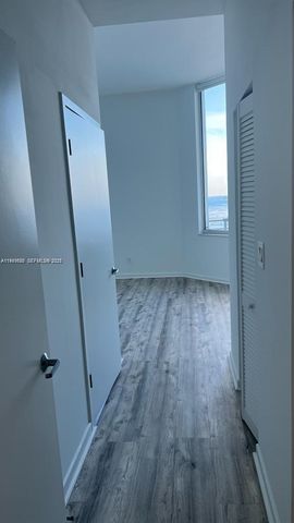 335 S BISCAYNE BL UPH-00, Miami, FL 33131