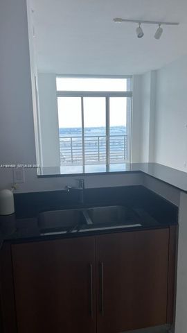 335 S BISCAYNE BL UPH-00, Miami, FL 33131
