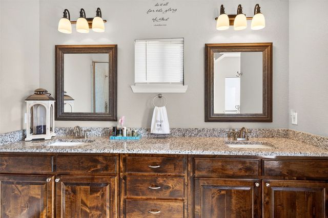 1081 County Road 3591, Paradise, TX 76073