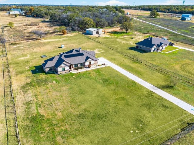 1081 County Road 3591, Paradise, TX 76073