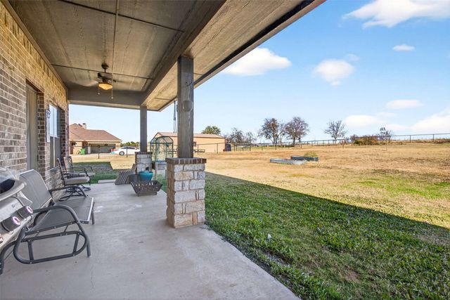 1081 County Road 3591, Paradise, TX 76073