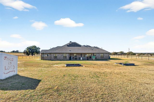 1081 County Road 3591, Paradise, TX 76073