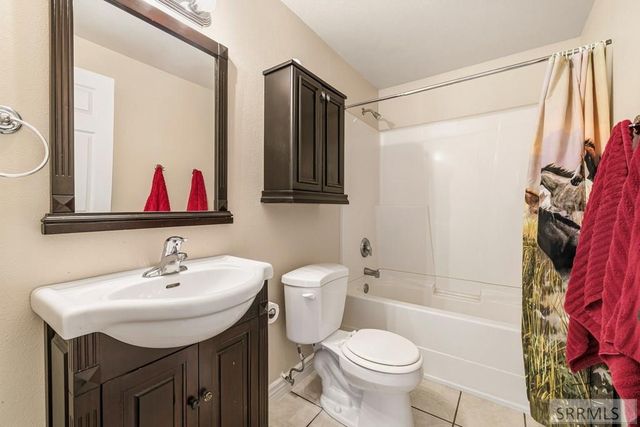 21 N 460 W, Blackfoot, ID 83221