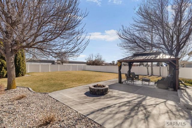 21 N 460 W, Blackfoot, ID 83221