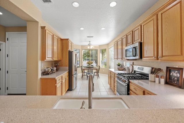 1892 Farmgate Ln, Lincoln, CA 95648