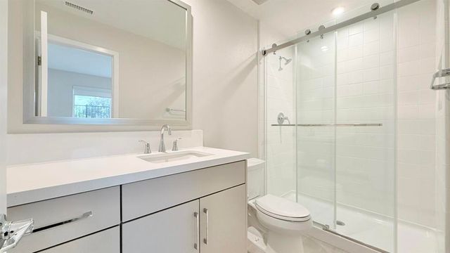 4841 Canyon Vw, San Diego, CA 92117