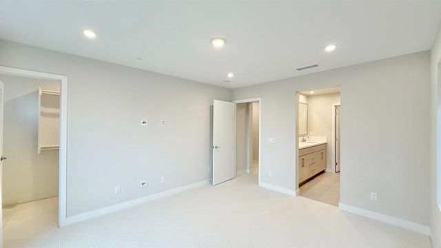 4841 Canyon Vw, San Diego, CA 92117