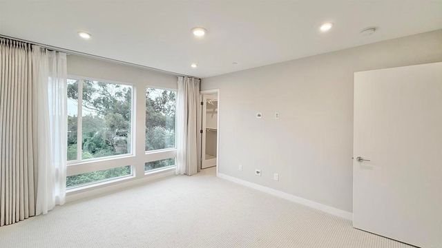 4841 Canyon Vw, San Diego, CA 92117