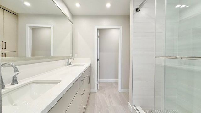 4841 Canyon Vw, San Diego, CA 92117