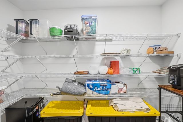 6 Sycamore Way, Medway, MA 02053